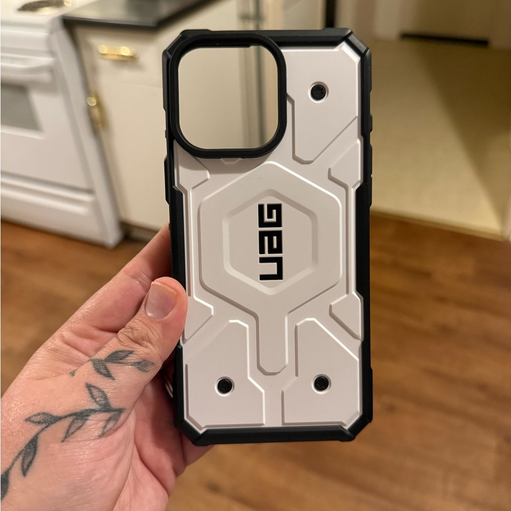 UAG iPhone 16 Pro Max Case